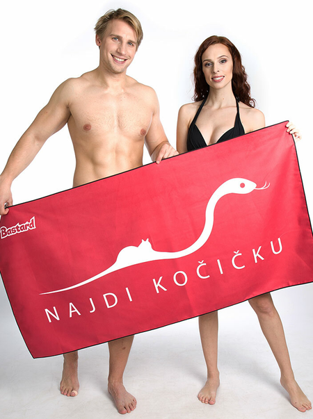 Najdi kočičku rýchloschnúca osuška