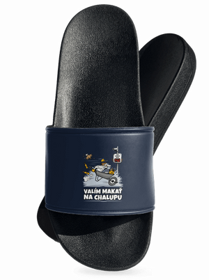 Valím na chalupu šľapky Navy