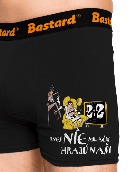 Hrajú naši boxerky Black