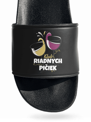 Klub riadnych pičiek šľapky Black