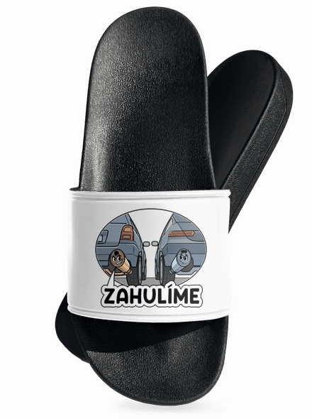 Zahulíme šľapky White