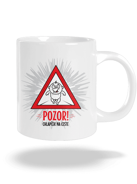 Chlapček na ceste veľký hrnček White