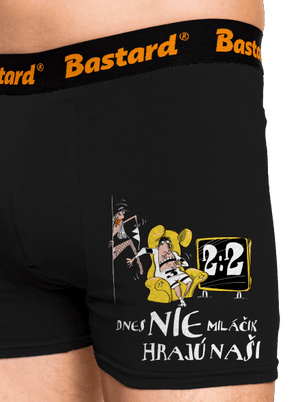 Hrajú naši boxerky Black