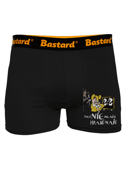 Hrajú naši boxerky Black