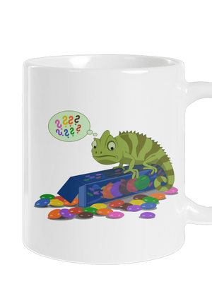 Zmätený chameleón klasický hrnček White