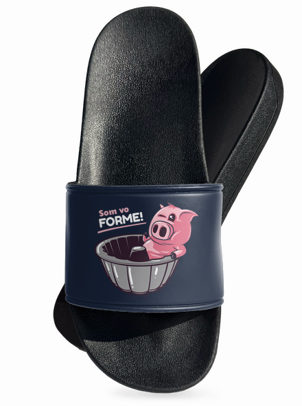 Vo forme šľapky Navy