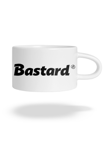 Bastard v logu hrnček makronka White
