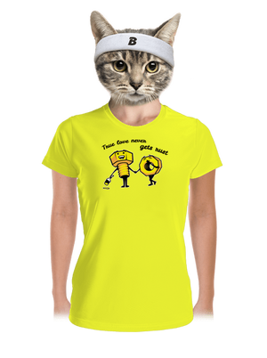 dámske športové tričko